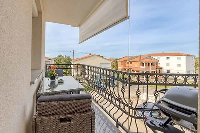 Ferienwohnung mit Klimaanlage und Balkon