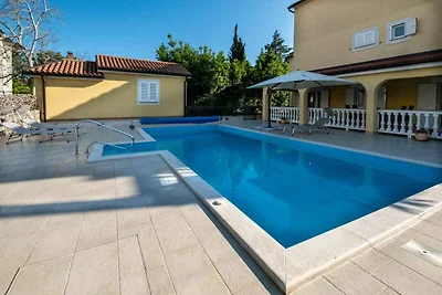 Ferienwohnung mit Pool zur gemeinsamen