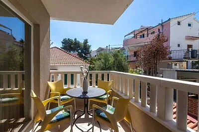 Ferienwohnung mit Balkon und Klimaanlage