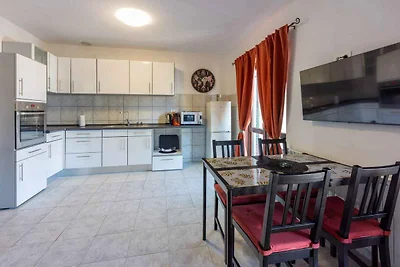 Ferienwohnung mit Balkon und Meerblick