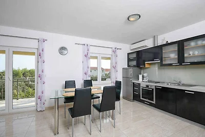 Ferienwohnung Unterkunft 130 m vom Meer