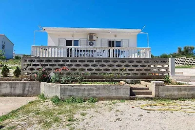 Ferienhaus mit Klimaanlage und Meerblick