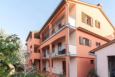 Ferienwohnung mit Garten und Klimaanlage