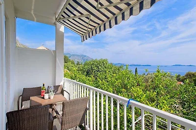 Ferienwohnung Mit Meerblick und Terasse
