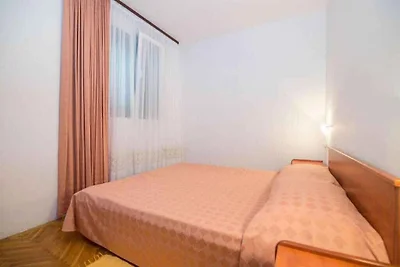 Ferienwohnung mit Terrasse, Grillmöglichkeit 