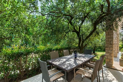 Apartment im Erdgeschoss mit drei Schlafzimme