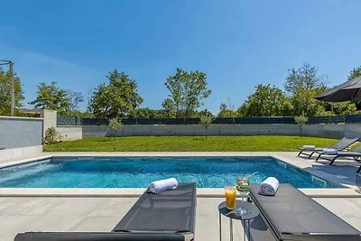 Villa mit luxuriösen Bedingungen, Klimaanlage