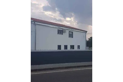 Ferienwohnung nur 40 m von Strand