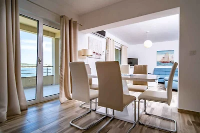 Appartamento Vacanza con famiglia Supetarska Draga