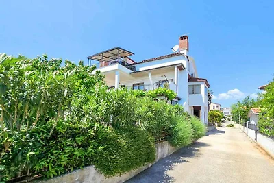Ferienwohnung 15 m vom Strand mit Terrasse