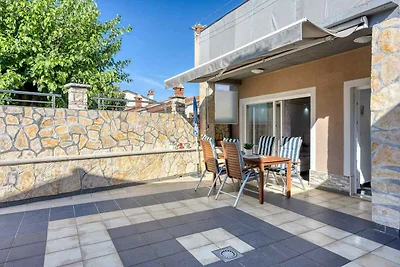 Ferienwohnung mit Klimaanlage und Terrasse
