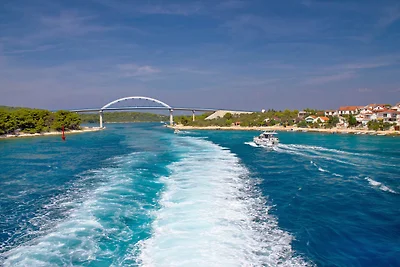 Ferienwohnung mit Pool und Grill