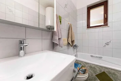 Ferienwohnung mit Klimaanlage und Terrasse