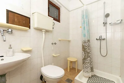 Ferienwohnung mit Terrasse und Grill