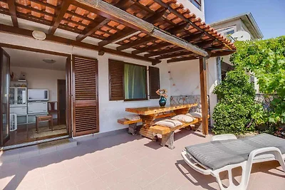 Ferienwohnung mit Terrasse und Grill