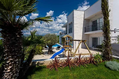 Ferienhaus mit Pool