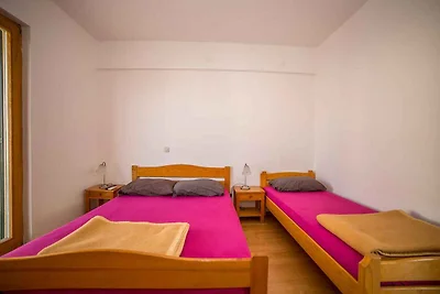 Studio-Apartment in Srima in der Nähe von Vod