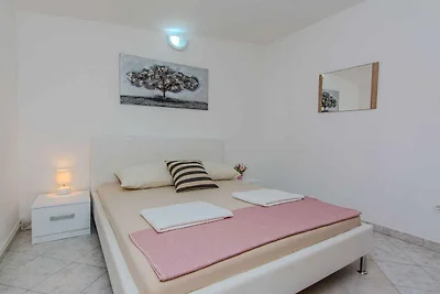 apartman za odmor Obiteljski odmor Nin