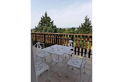 Ferienhaus mit Ausblick auf dem Plattensee