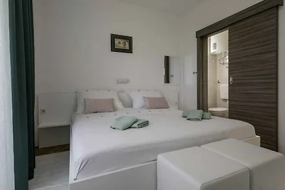 Ferienwohnung mit Balkon und Grill