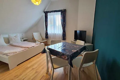 Ferienwohnung mit Garten und Pool