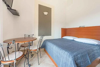 Studio-Apartment mit Meerblick in Strandnähe