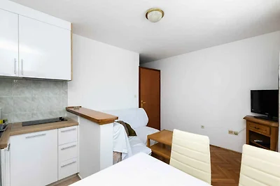 apartman za odmor Obiteljski odmor Lopar