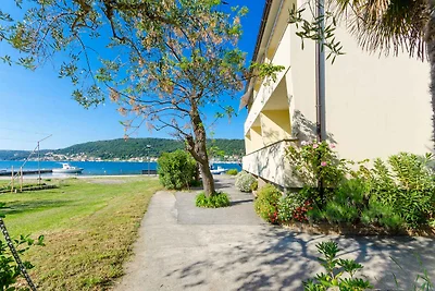 Ferienwohnung mit Balkon und Meerblick