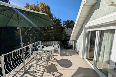 Ferienwohnung mit grosser Balkon, amerikanisc