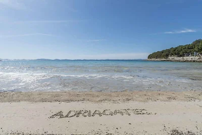 Familienfreundliche Villa Arta auf Murter
