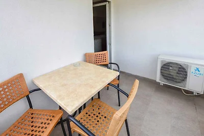 Ferienwohnung mit Klimaanlage und Pool