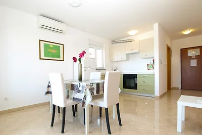 Ferienwohnung mit Klimaanlage, Internetzugang