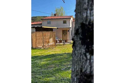 Ferienhaus Mit grossem Garten Und Klima