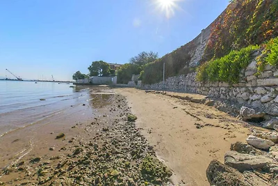 Ferienwohnung mit Terrasse, am Meer
