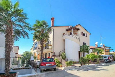 Ferienwohnung mit Terrasse und Grill