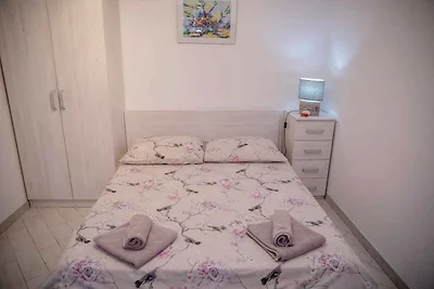 Ferienwohnung mit Klimaanlage und Balkon