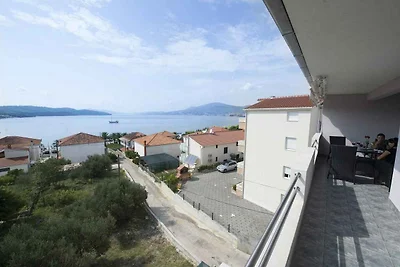 Ferienwohnung mit Balkon und Meerblick