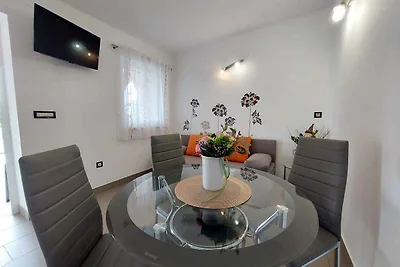 Ferienwohnung mit Terrasse und Meerblick