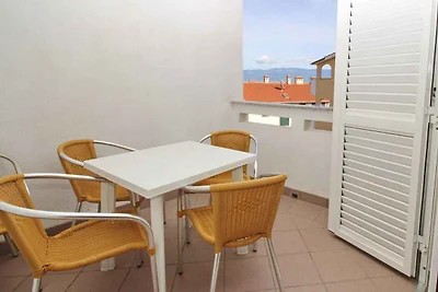 Ferienwohnung mit Klimaanlage und Balkon