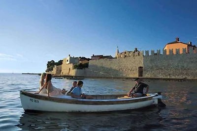 Appartamento Vacanza con famiglia Okrug Gornji