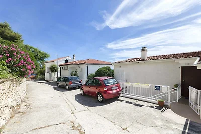 Ferienwohnung mit Terrasse, Klimaanlage und