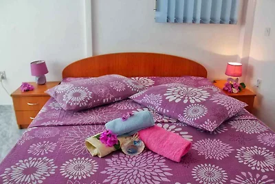 Ferienwohnung Mit Merblick und Terasse