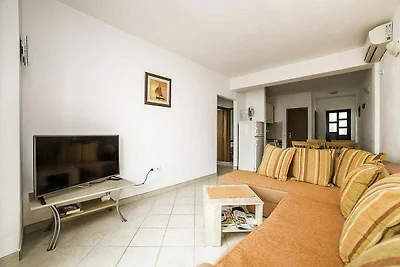 Ferienwohnung mit Klimaanlage und Pool