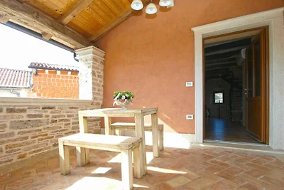 Ferienhaus mit Swimmingpool und Klimanlage