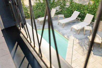 Villa mit Klimaanlage und Pool