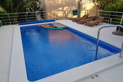 Vakantiehuis Ontspannende vakantie Vrsine