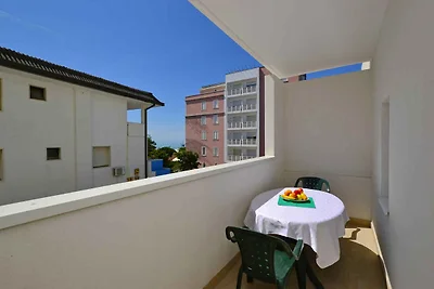 Ferienwohnung mit Klimaanlage und Balkon