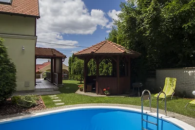 Ferienhaus mit geheiztem Aussenpool, Klima, P