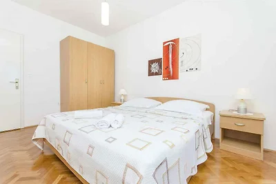 Ferienwohnung mit Terrasse und Meerblick