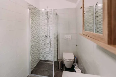 Ferienwohnung mit Meerblick und Pool